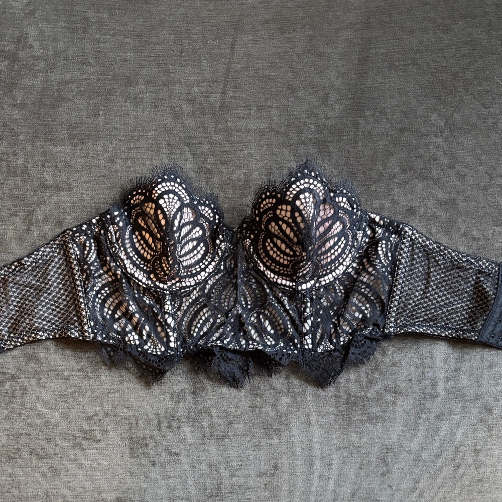 Dynamite Black Lace Bandeau
